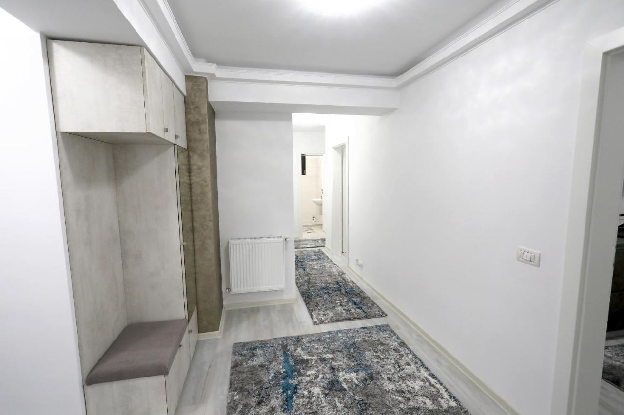 Sif Residence Craiova Buitenkant foto